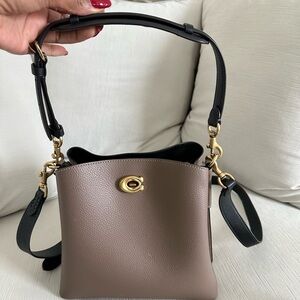 COACH Willow Pebble Leather Bucket Crossbody Bag